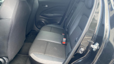 Nissan Juke 1.0 DiG-T N-Connecta 5dr DCT Petrol Hatchback